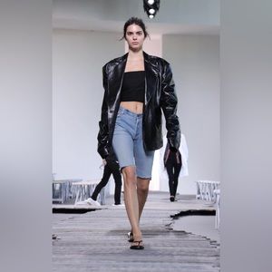 Reformation Bermuda Shorts 5 Button mid-rise Bermuda shorts